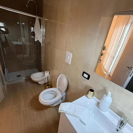 La Loggia Sui Giardini Mola di Bari